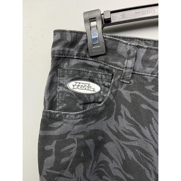 No Fear x H&M Jeans Womens Size 10 Gray Wide Leg All Over Print Denim Y2K Street - Picture 6 of 8